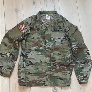 U.S. Army OCP Hot Weather Uniform Coat Blouse: Size Medium-Regular